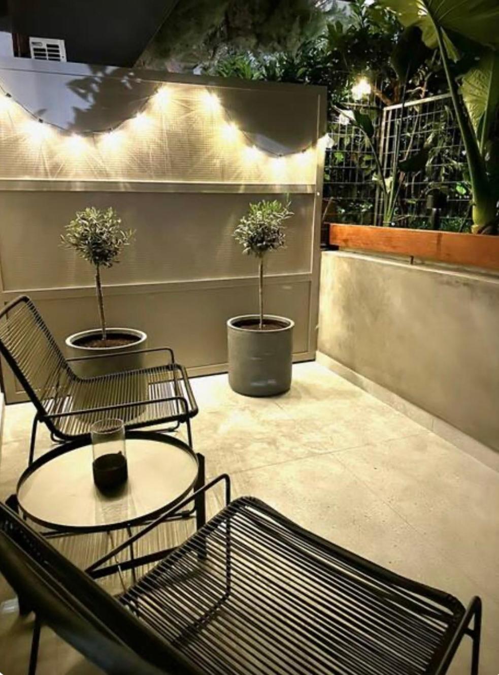 Athenian Coastal Urban Living Appartement Buitenkant foto